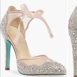 Betsy Johnson Iris Rhinestone Stilettos 🍾💕